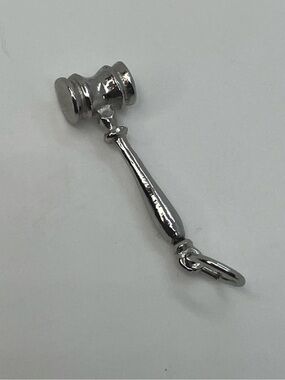 Vtg 925 Sterling Silver Judges Gavel Law Lawyer Charm Pendant
